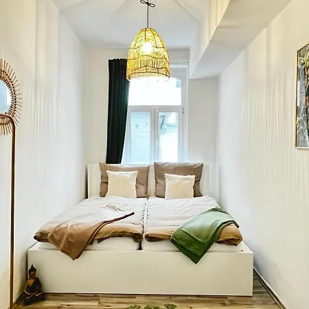 Wellness Apartment - Sauna - 3 Schlafzimmer - 6 Personen - Zentrum Hannover Exterior photo