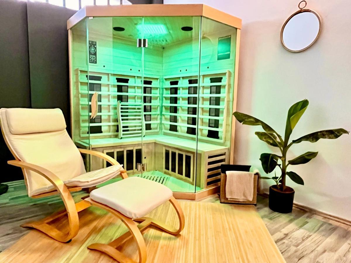 Wellness - Sauna - 3 Schlafzimmer - 6 Personen - Zentrum Apartment *